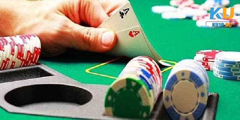 Cách chơi Poker chi tiết dành cho dân tay mơ